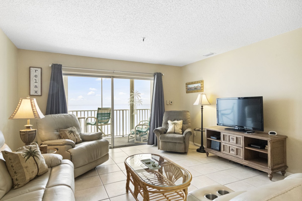 SB703 2BR 2BA | Madeira Beach, FL | Travel Resort Services